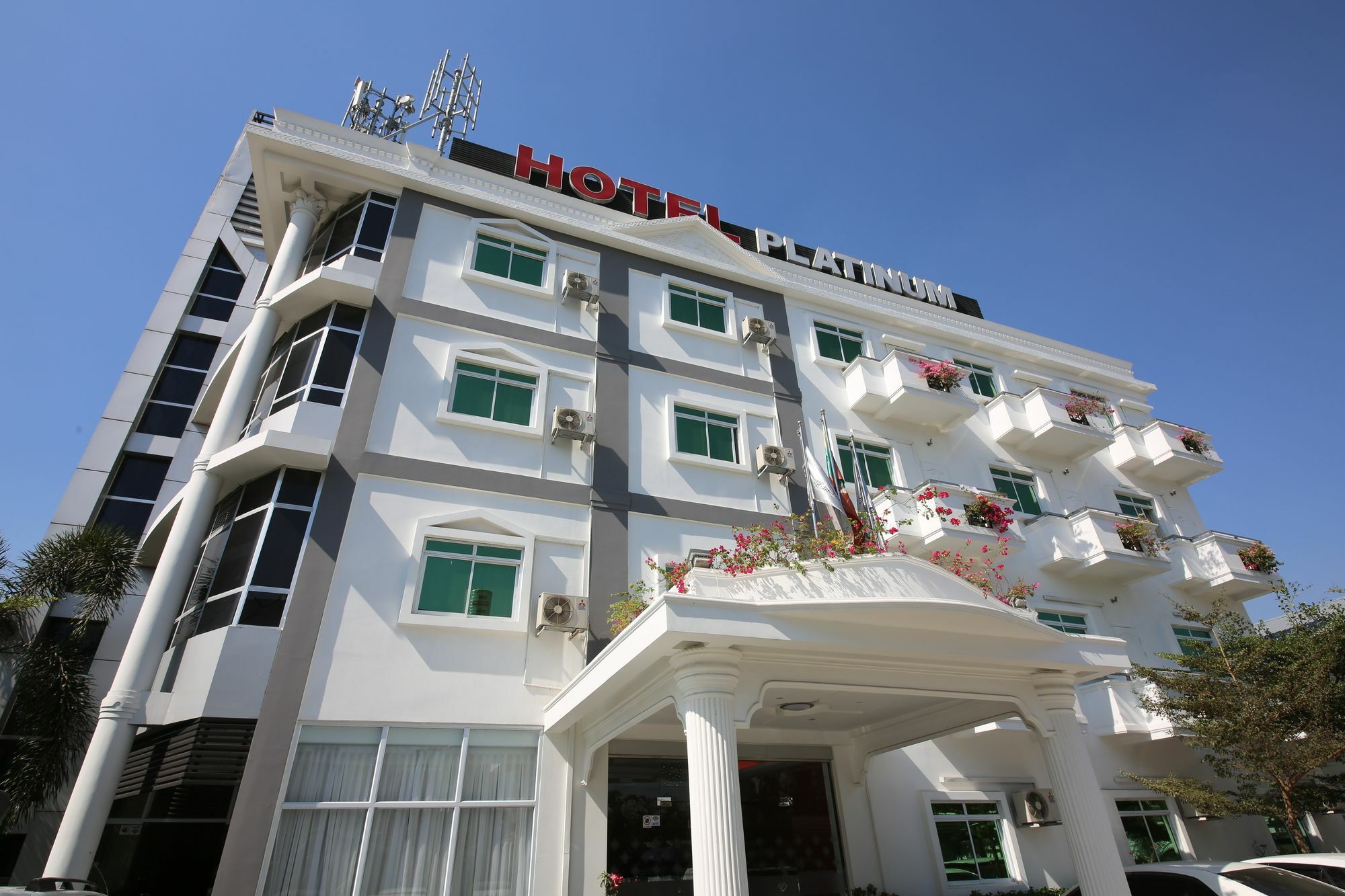 Hotel 72 Rangun Zewnętrze zdjęcie