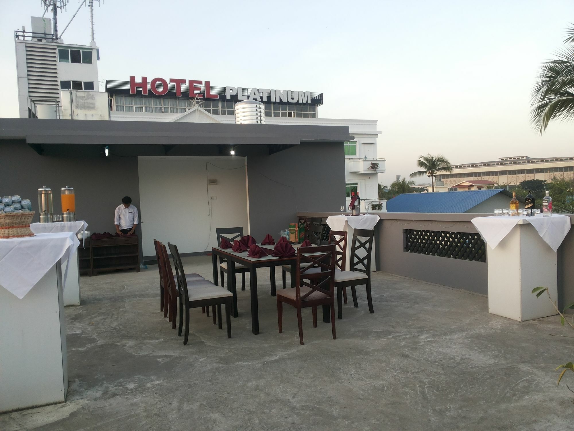 Hotel 72 Rangun Zewnętrze zdjęcie