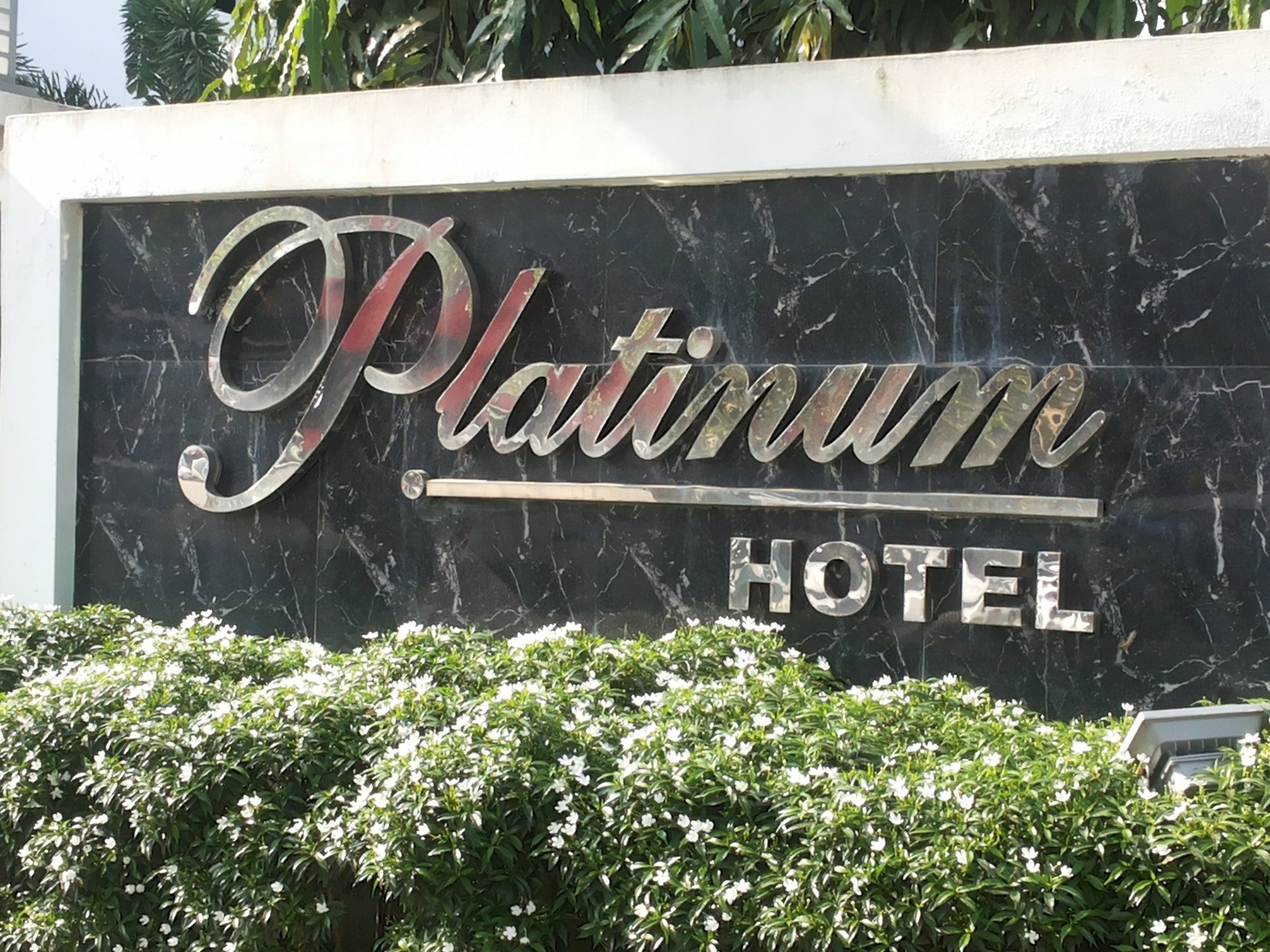 Hotel 72 Rangun Zewnętrze zdjęcie