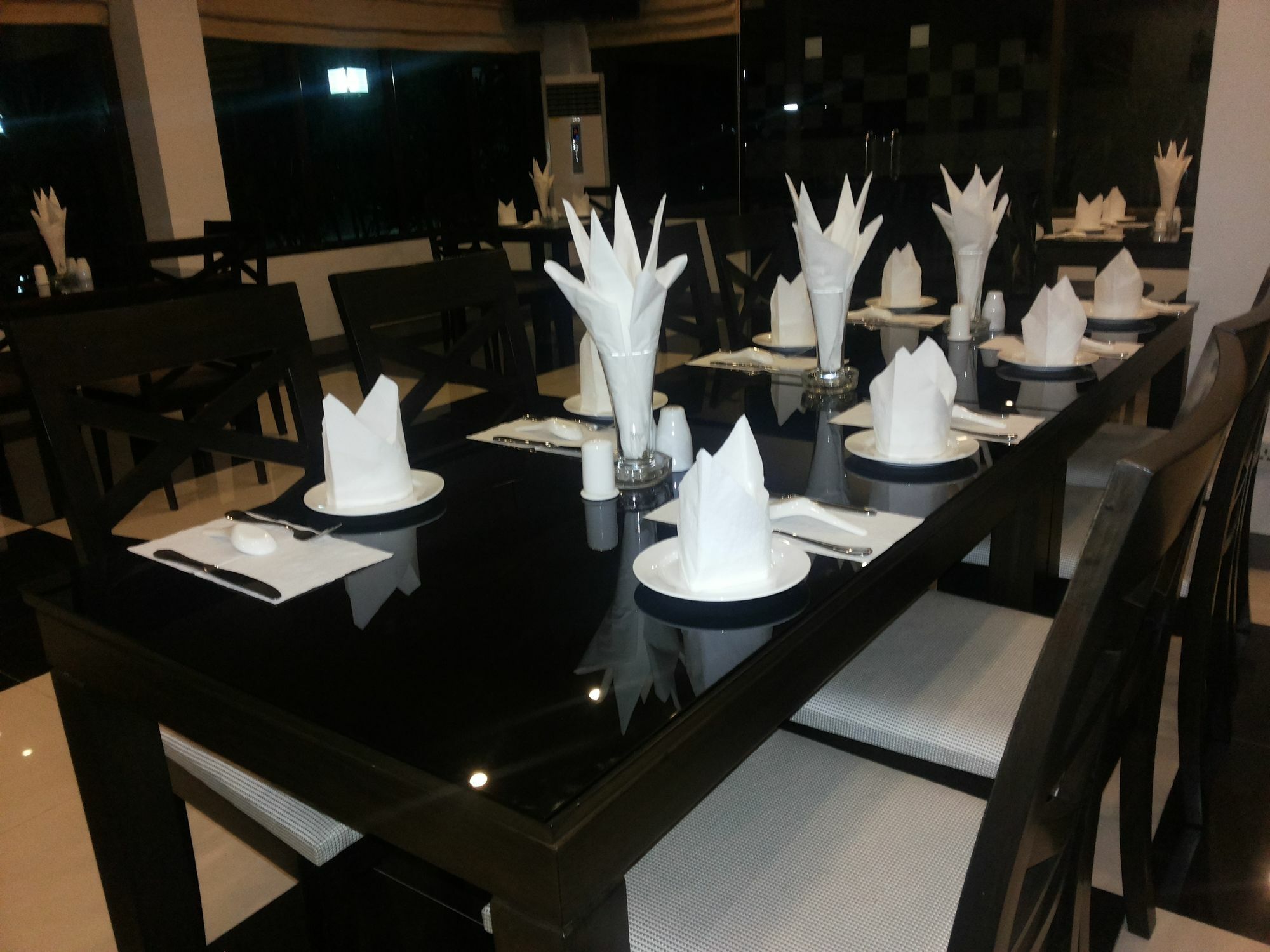 Hotel 72 Rangun Zewnętrze zdjęcie